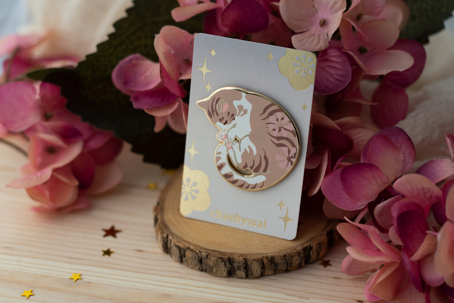 Brown Cat- Enamel Pin